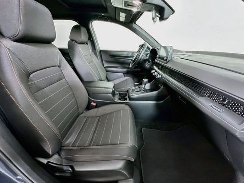 Used 2025 Honda CR-V Sport image 30