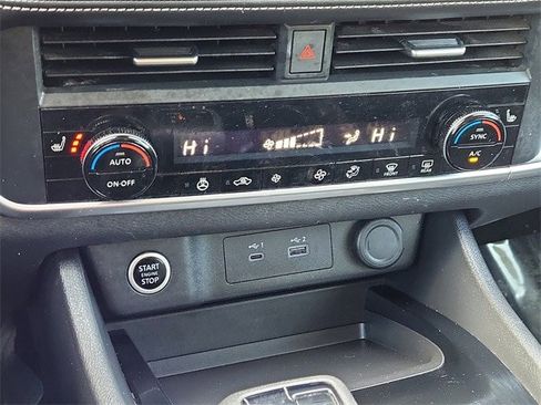 Certified 2023 Nissan Rogue SV w/ SV Premium B Package image 25