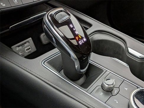 Certified 2023 Cadillac XT4 Premium Luxury w/ Driver Assist Package image 17