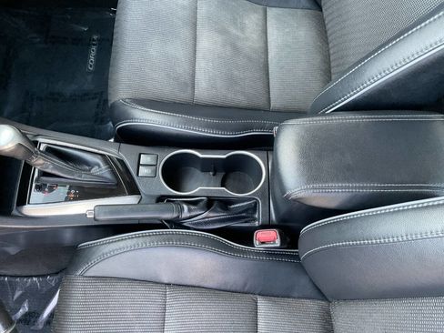 Used 2016 Toyota Corolla S image 25
