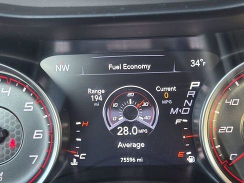 Used 2023 Dodge Charger SXT image 23