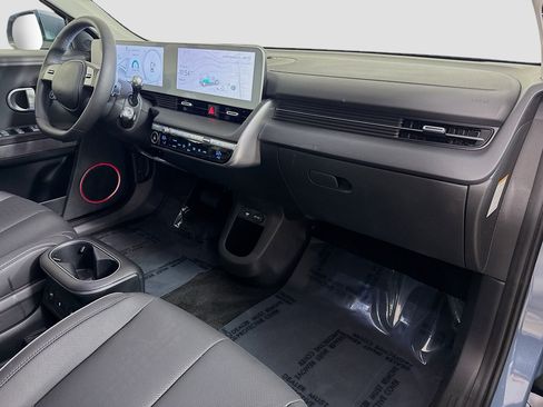 Used 2024 Hyundai Ioniq 5 Limited image 30
