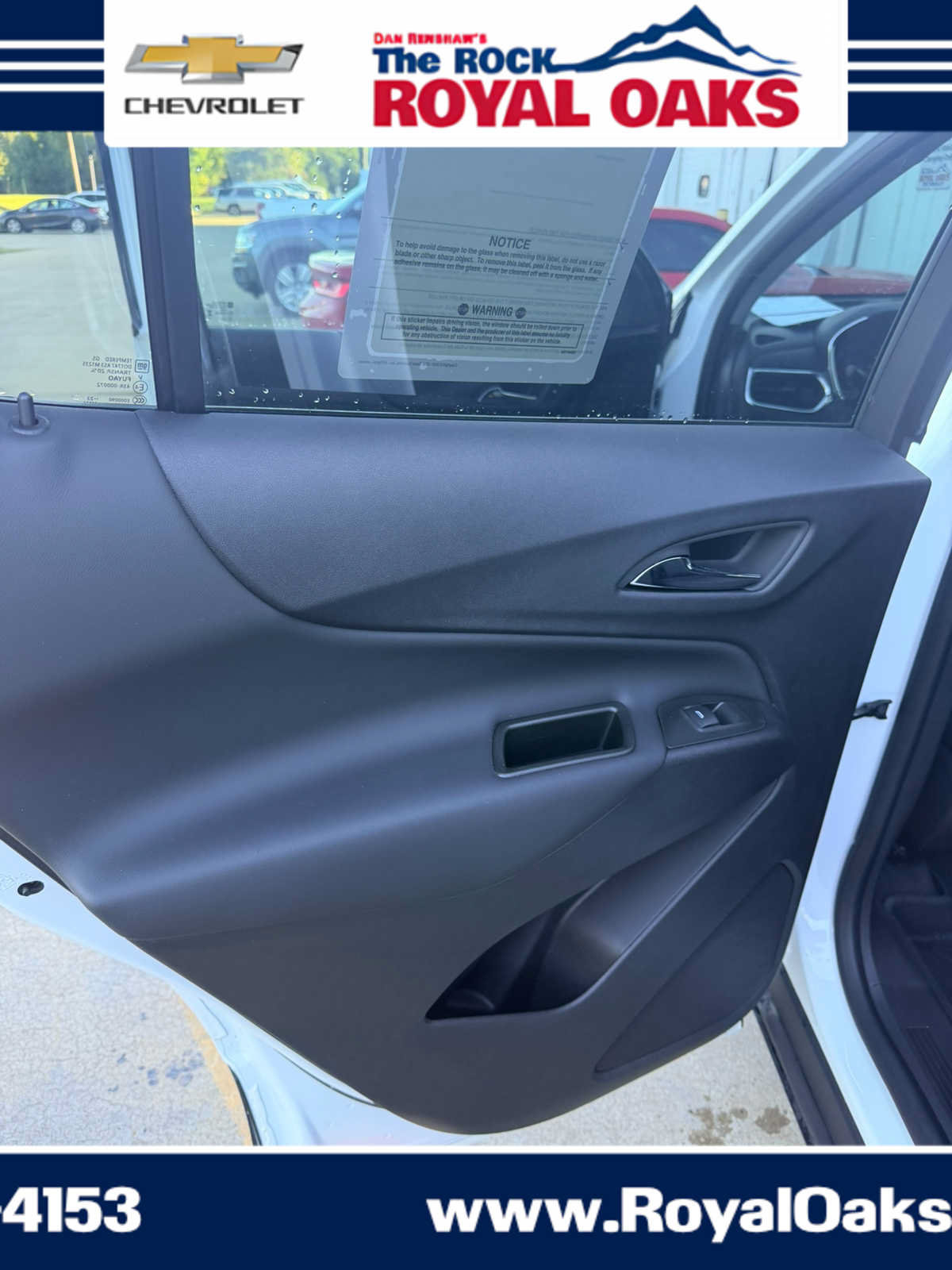 Used 2024 Chevrolet Equinox LT w/ LPO, Floor Liner Package FWD image 10