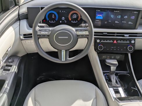New 2026 Hyundai Tucson SEL image 17