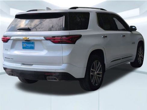 Used 2023 Chevrolet Traverse High Country AWD/4WD image 6