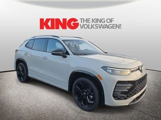 New 2026 Volkswagen Tiguan SE R-Line video 1