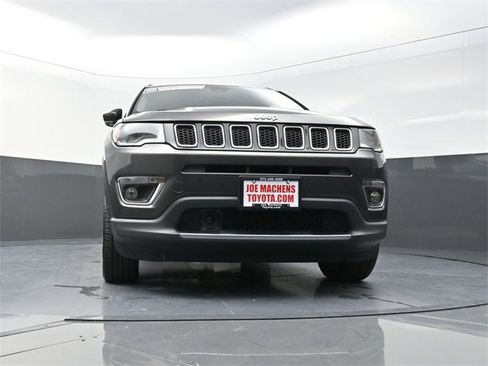 Used 2018 Jeep Compass Limited w/ Safety & Security Group image 28
