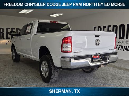 Used 2022 RAM 2500 Big Horn w/ Cold Weather Group image 4