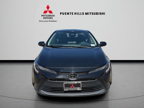 Used 2024 Toyota Corolla LE FWD image 2
