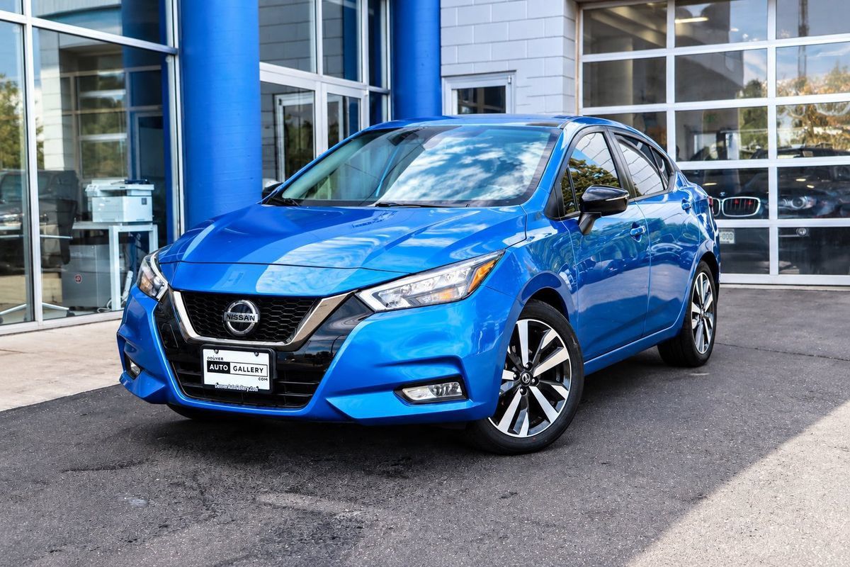 Used 2021 Nissan Versa SR w/ Convenience Package FWD image 1