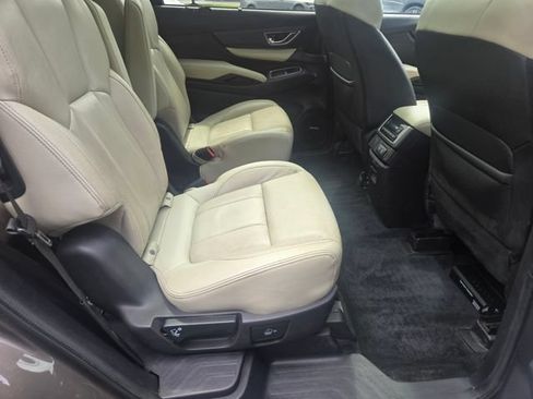 Used 2022 Subaru Ascent Limited w/ Technology Package AWD/4WD image 13