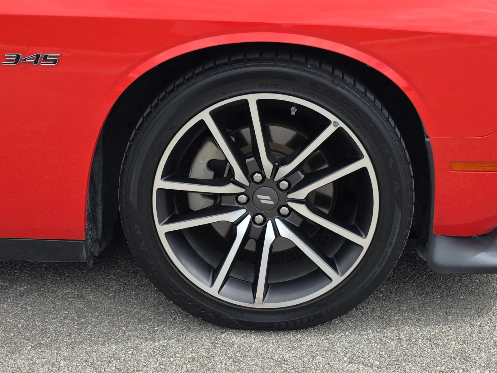 Used 2023 Dodge Challenger R/T RWD image 27