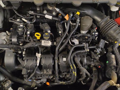 Used 2020 Ford Edge Titanium FWD image 30