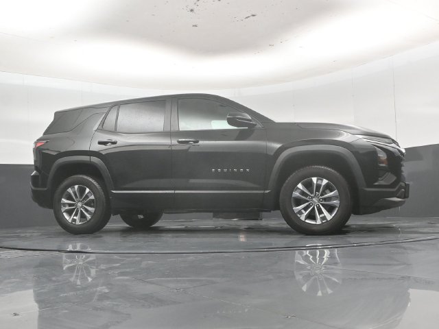 Used 2026 Chevrolet Equinox LT AWD/4WD image 53