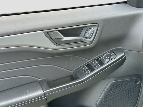 New 2026 Ford Escape Active image 12