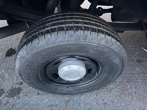 Used 2015 Ford F250 XL w/ Power Equipment Group image 27