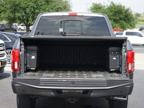 Certified 2019 Ford F150 Platinum w/ Equipment Group 701A Luxury AWD/4WD image 32