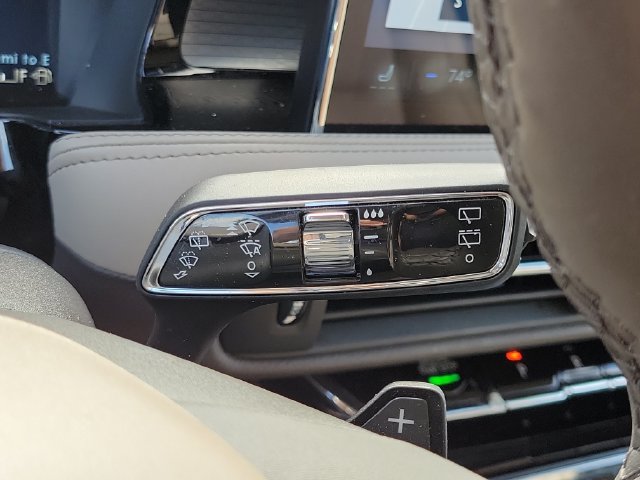 Used 2024 Lincoln Corsair FWD w/ Equipment Group 101A image 14