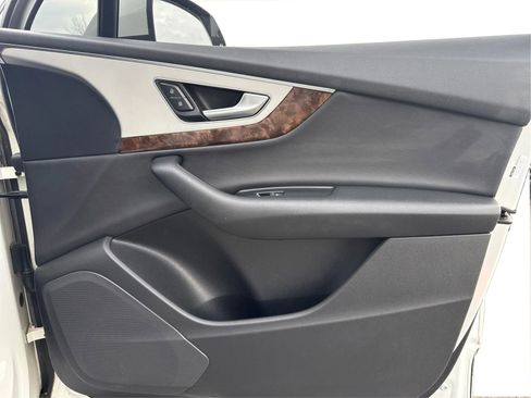 Used 2017 Audi Q7 2.0T Premium image 21