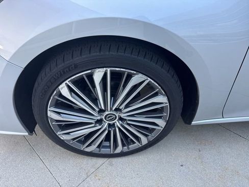 Used 2023 Nissan Altima 2.5 SL image 12