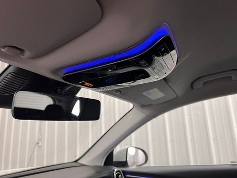 Used 2023 Mercedes-Benz GLC 300 GLC 300 image 33