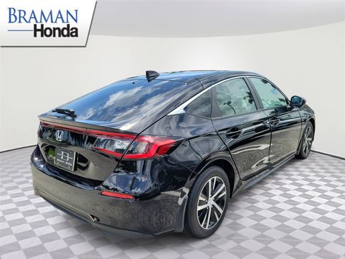 Certified 2024 Honda Civic LX image 3