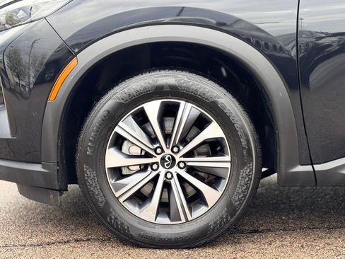 Used 2023 INFINITI QX60 Pure AWD/4WD image 11