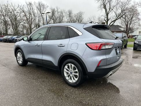 Used 2022 Ford Escape SE image 7