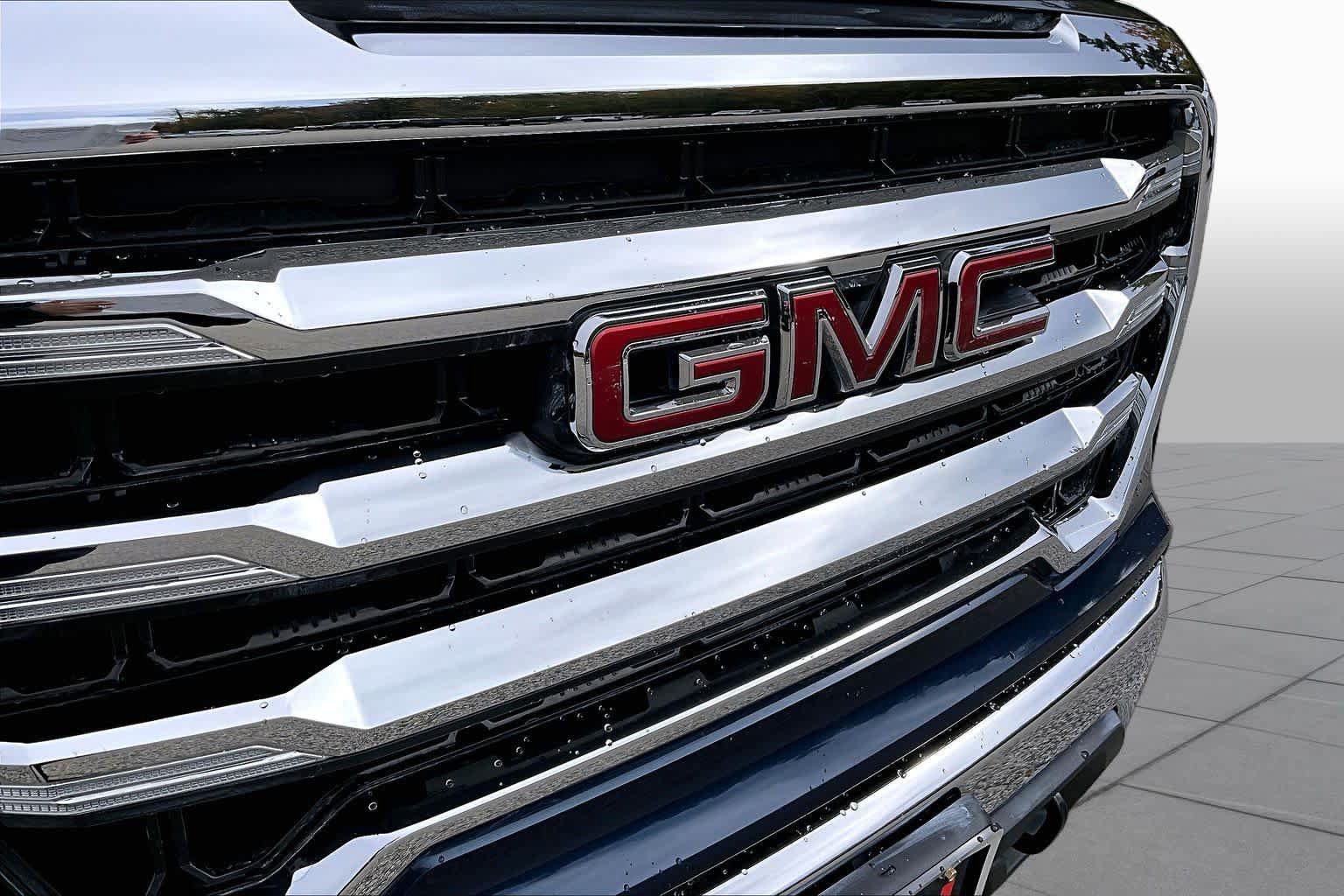 Used 2021 GMC Sierra 1500 SLE w/ X31 Off-Road Package AWD/4WD image 32
