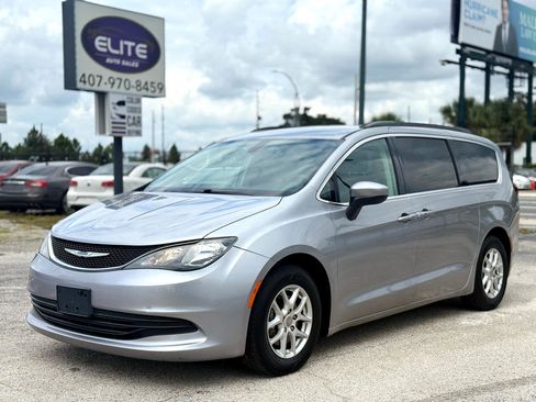 Used 2020 Chrysler Voyager Lxi image 1