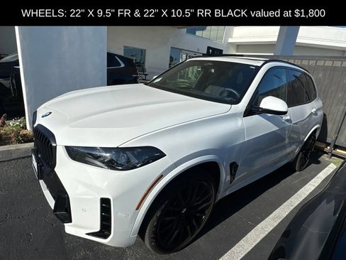 Used 2026 BMW X5 sDrive40i w/ M Sport Package RWD image 3