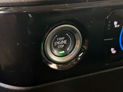 Used 2024 Chevrolet Silverado 1500 LT AWD/4WD image 6