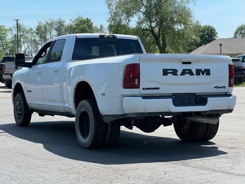 Used 2025 RAM 3500 Laramie AWD/4WD image 13