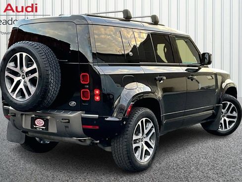 Used 2023 Land Rover Defender 110 X-Dynamic SE image 6