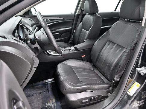 Used 2011 Buick Regal CXL w/ RL2 Preferred Equipment Group FWD image 6