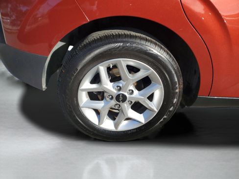 Used 2022 Kia Soul LX w/ Technology Package image 31