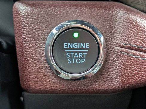 Used 2024 Ford Expedition Max Limited image 32