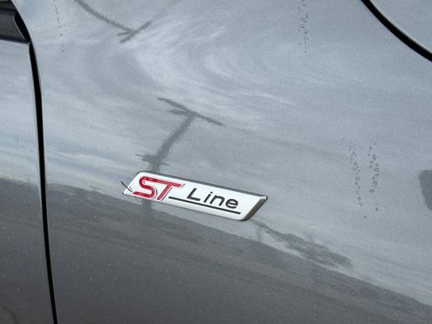 Used 2025 Ford Escape ST-Line AWD/4WD image 8