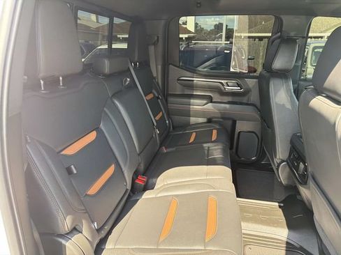 Used 2026 GMC Sierra 1500 AT4 w/ AT4 Premium Package AWD/4WD image 12