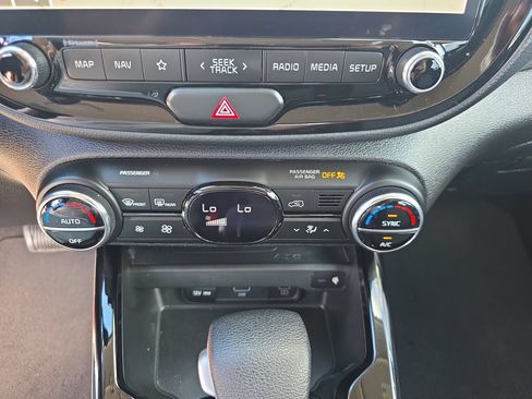 Used 2023 Kia Soul S FWD image 23