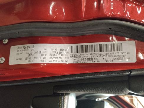 Used 2016 Jeep Cherokee Sport FWD image 33