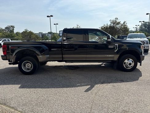 Used 2022 Ford F350 King Ranch w/ King Ranch Ultimate Package AWD/4WD image 16