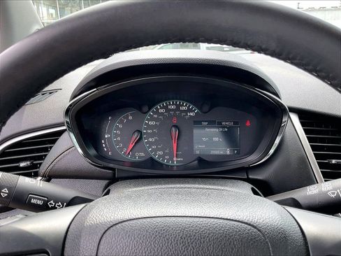 Used 2018 Chevrolet Trax LT w/ LT Convenience Package AWD/4WD image 25