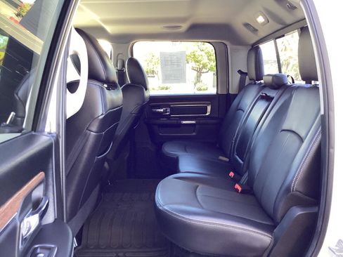 Used 2018 RAM 2500 Laramie AWD/4WD image 12