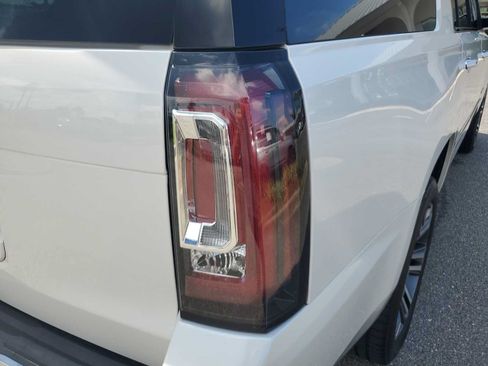 Used 2017 GMC Yukon XL Denali w/ Open Road Package AWD/4WD image 14