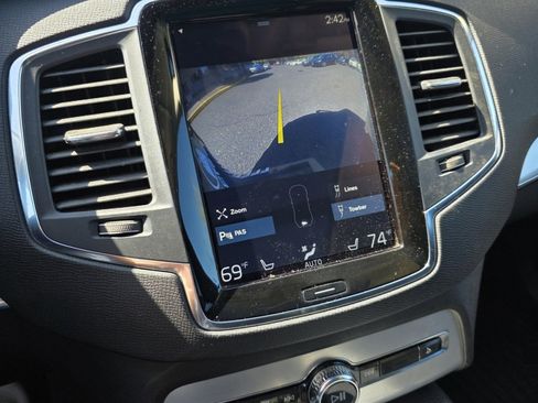 Used 2016 Volvo XC90 T6 Momentum w/ Protection Package Plus image 8