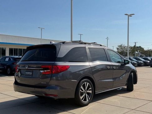 Used 2021 Honda Odyssey Touring image 4