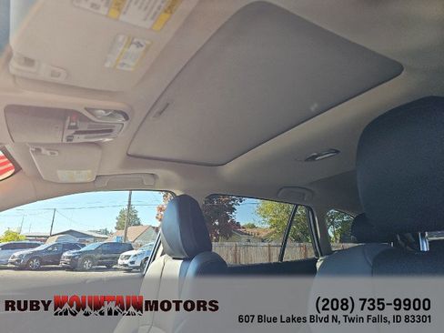 Used 2020 Subaru Outback Onyx Edition XT AWD/4WD image 14