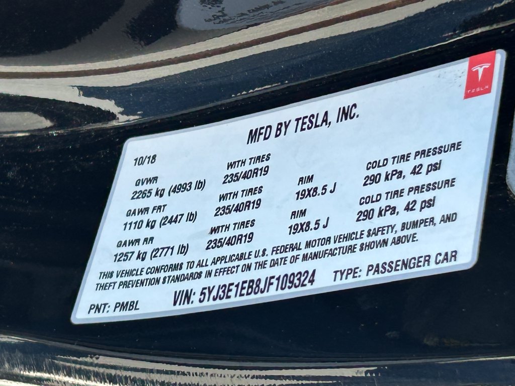 Used 2018 Tesla Model 3 AWD/4WD image 14