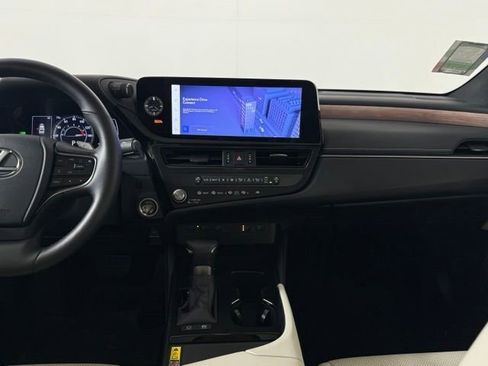 Certified 2025 Lexus ES 300h w/ Premium Package FWD image 25